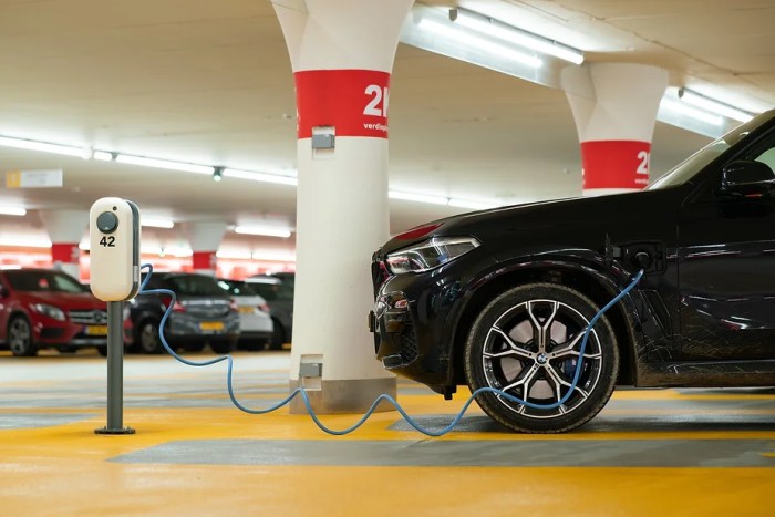 Startups mission upgrade irelands meagre ev charging network