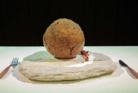 Paleo accuses vow of copying mammoth meatball invention