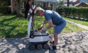 Mobility giant bolt adopts self driving starship robots for food delivery