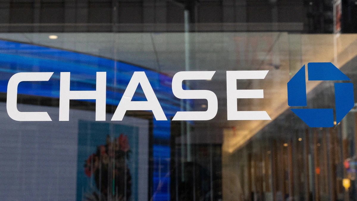 Jpmorgan chase uk bans crypto transactions