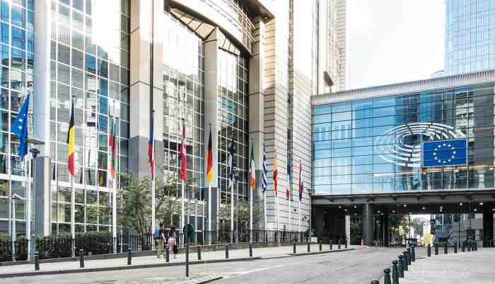 Spain booking fine antitrust competition eu dma