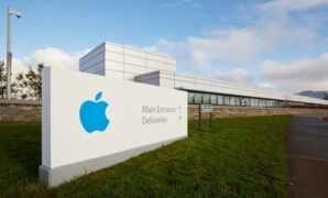 Eu tells apple open gates to competitors