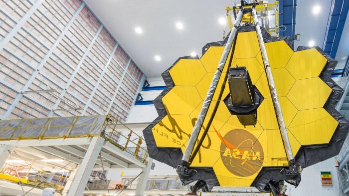 Why nasa chose gold plated mirrors for james webb telescope