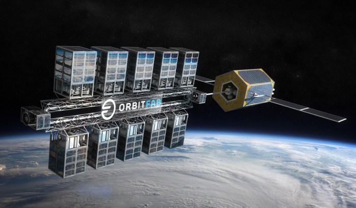 Clearspace in orbit refuelling service spacecraft satellites