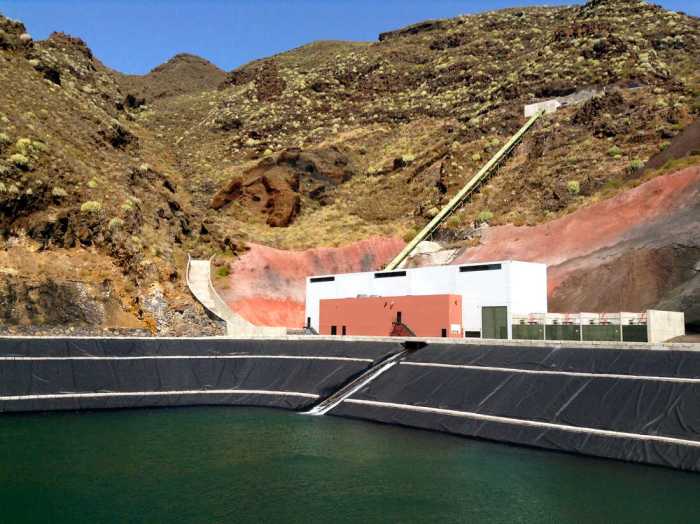 Spanish island builds giant water battery to boost energy security