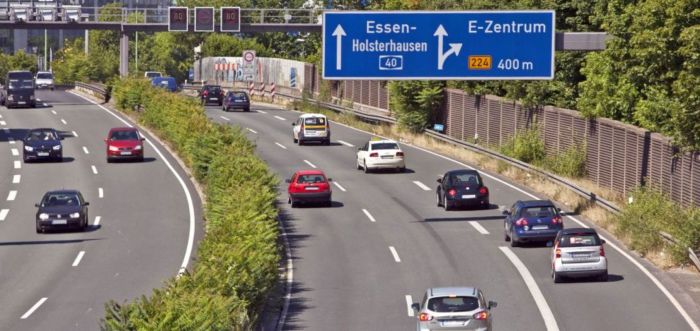 Tech innovation on the german autobahn and the the issue of speed limits