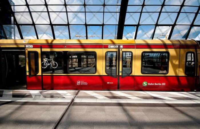 Berlin tech companies join forces plant trees travel train