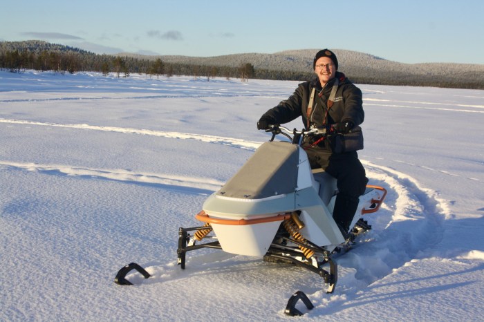 Worlds cleanest snowmobile sweden vidde