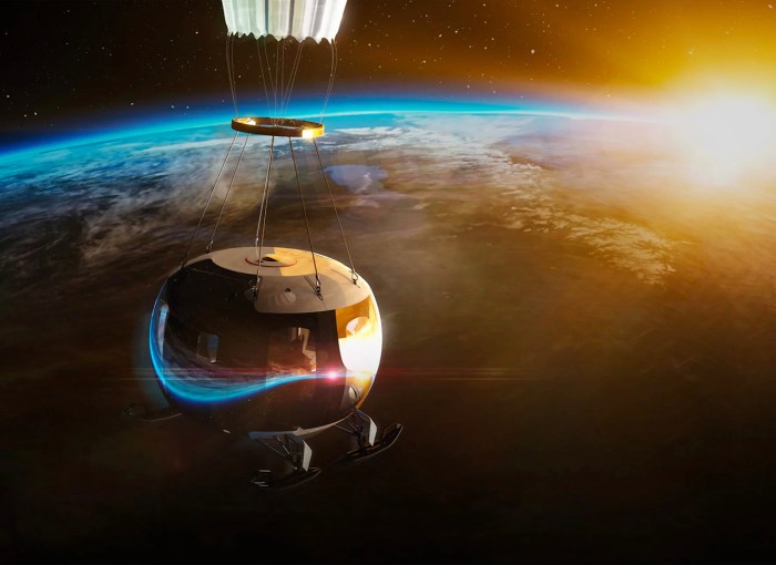 Halo space tourism balloon design