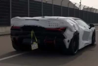 lamborghini-revuelto-sv-spotted-with-less-camouflage-hinting-at-imminent-debut