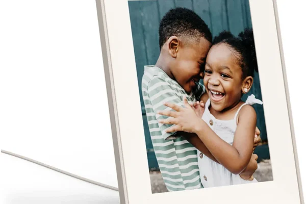 Pexar VivKeep Pro 12.5 Review: A Premium Digital Photo Frame with Exceptional Clarity and a Premium Price Tag