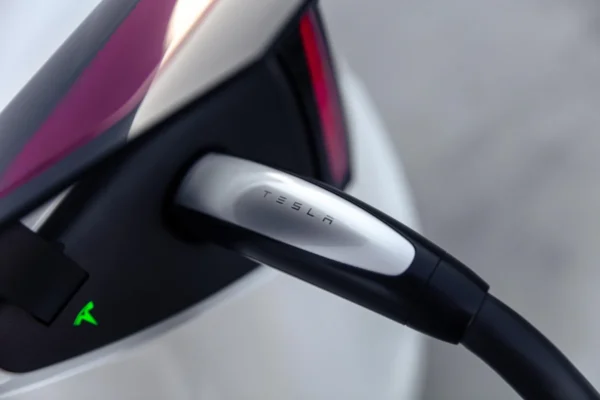 Tesla’s Emergency Drive Away function gets its first use in the real world